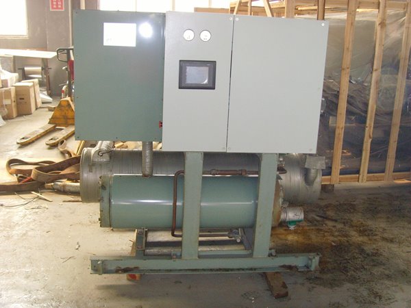 岳阳楼酒店中央空调不停机清洗方法介绍